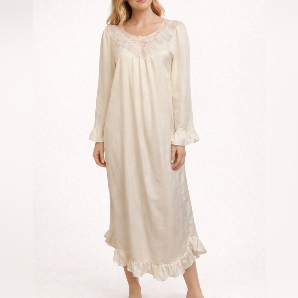 Vtg APOSTROPHE Edwardian cottage satin lace ruffle flannel lined nightgown